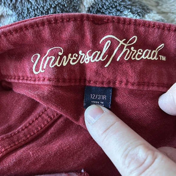 Universal Thread High Rise Skinny Jean - Picture 3 of 4